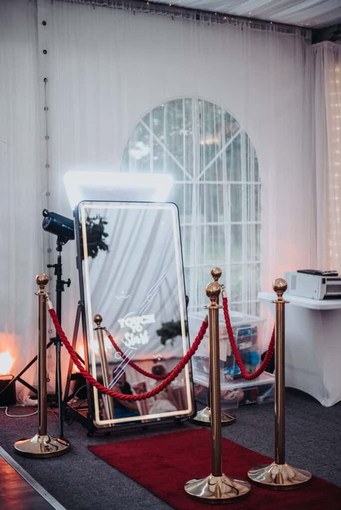 Wedding gift, wedding gift ideas. Here's a surefire surprise for the wedding! 4 Selfiebox tukor selfie gep eskuvore 02